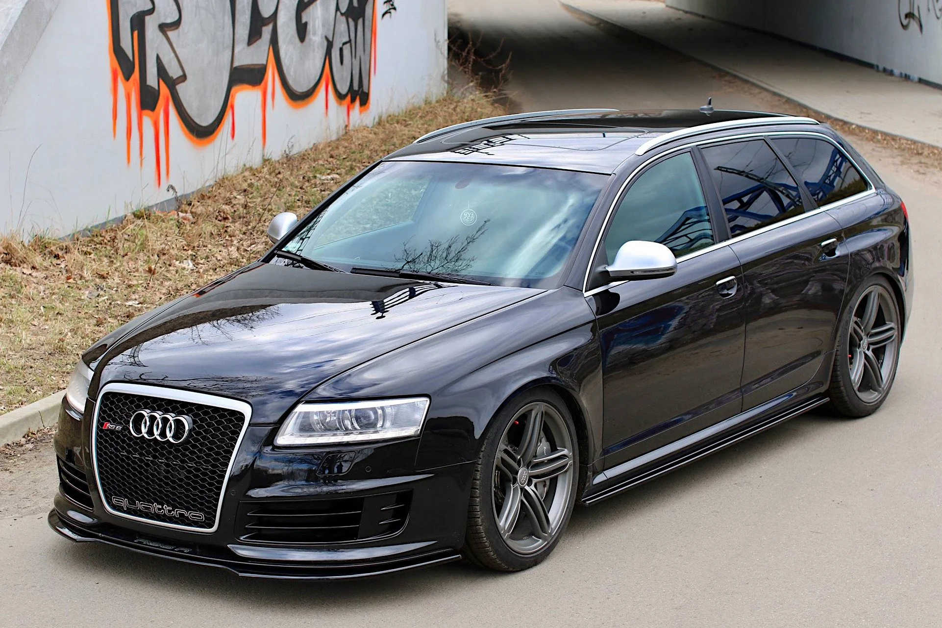 Audi \ A6 / S6 / RS6 \ RS6
